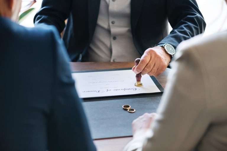 un tampon pour signifier le divorce